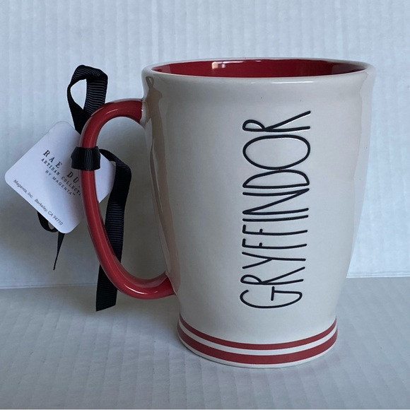Harry Potter Gryffindor Mug New Rae Dunn NWT Coffee Tea Shield Ceramic Gift - Picture 2 of 15